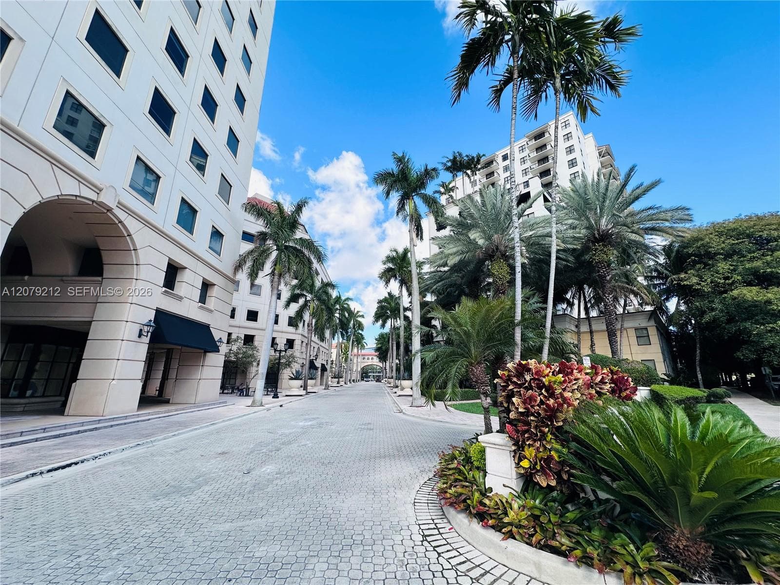 Puerta de Palmas · #1512 in Coral Gables - Photo 5
