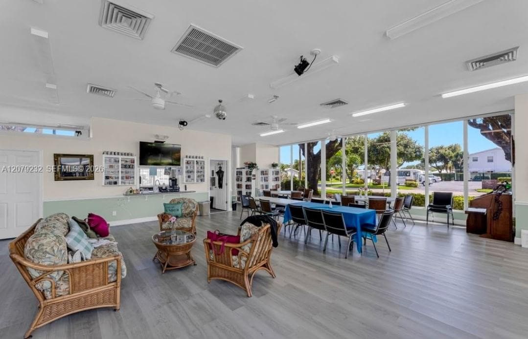 FAIRVIEW CONDOMINIUMS · #101 in Pompano Beach - Photo 9