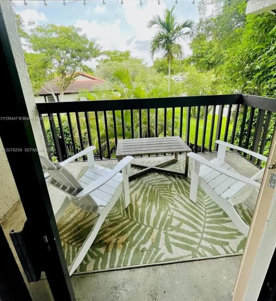 Lakes Of The Meado Villa · #18B in Miami - Photo 14