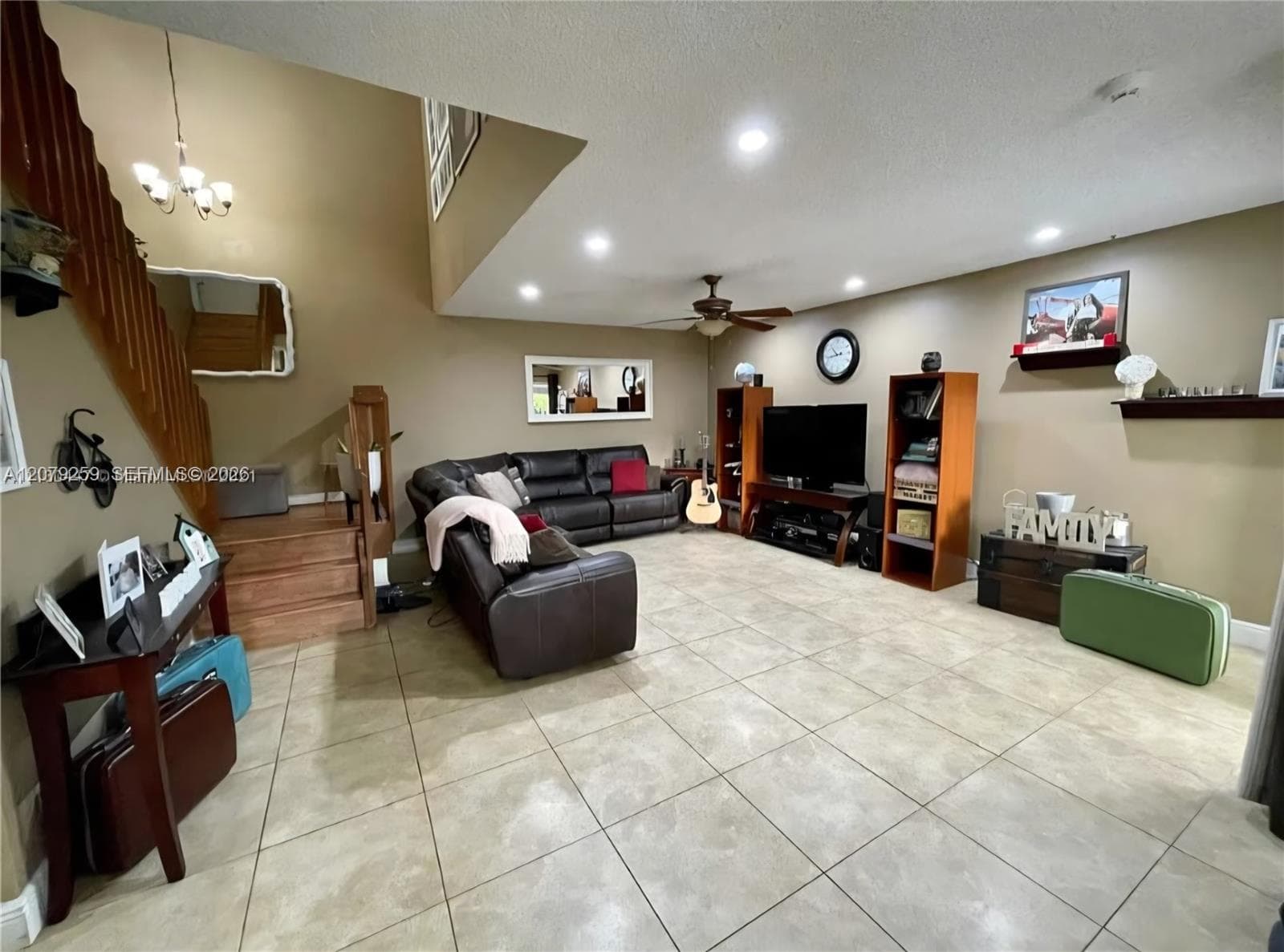 Lakes Of The Meado Villa · #18B in Miami - Photo 4