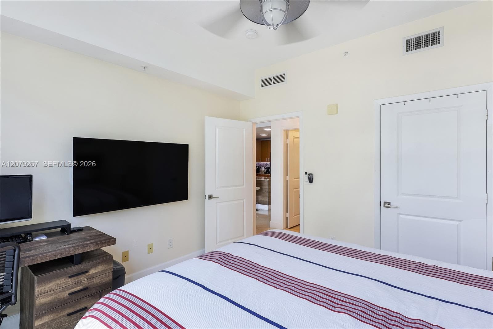 OCEAN MARINE YACHT CLUB C · #M6 in Hallandale Beach - Photo 34