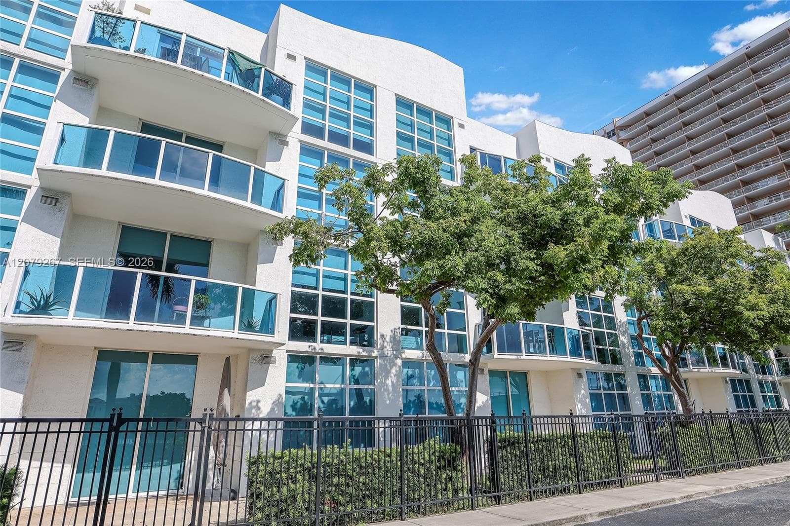 OCEAN MARINE YACHT CLUB C · #M6 in Hallandale Beach - Photo 4