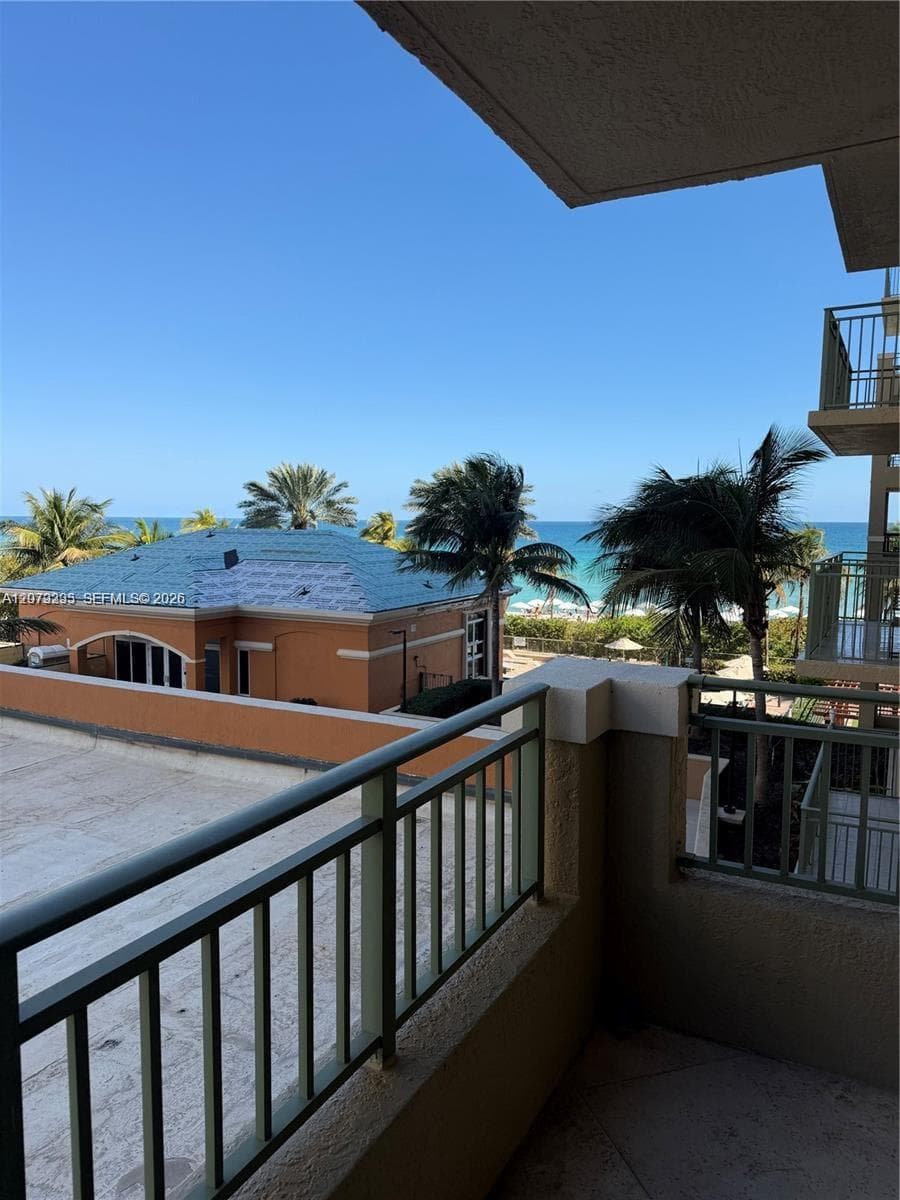 2080 · #308 in Hallandale Beach - Photo 12