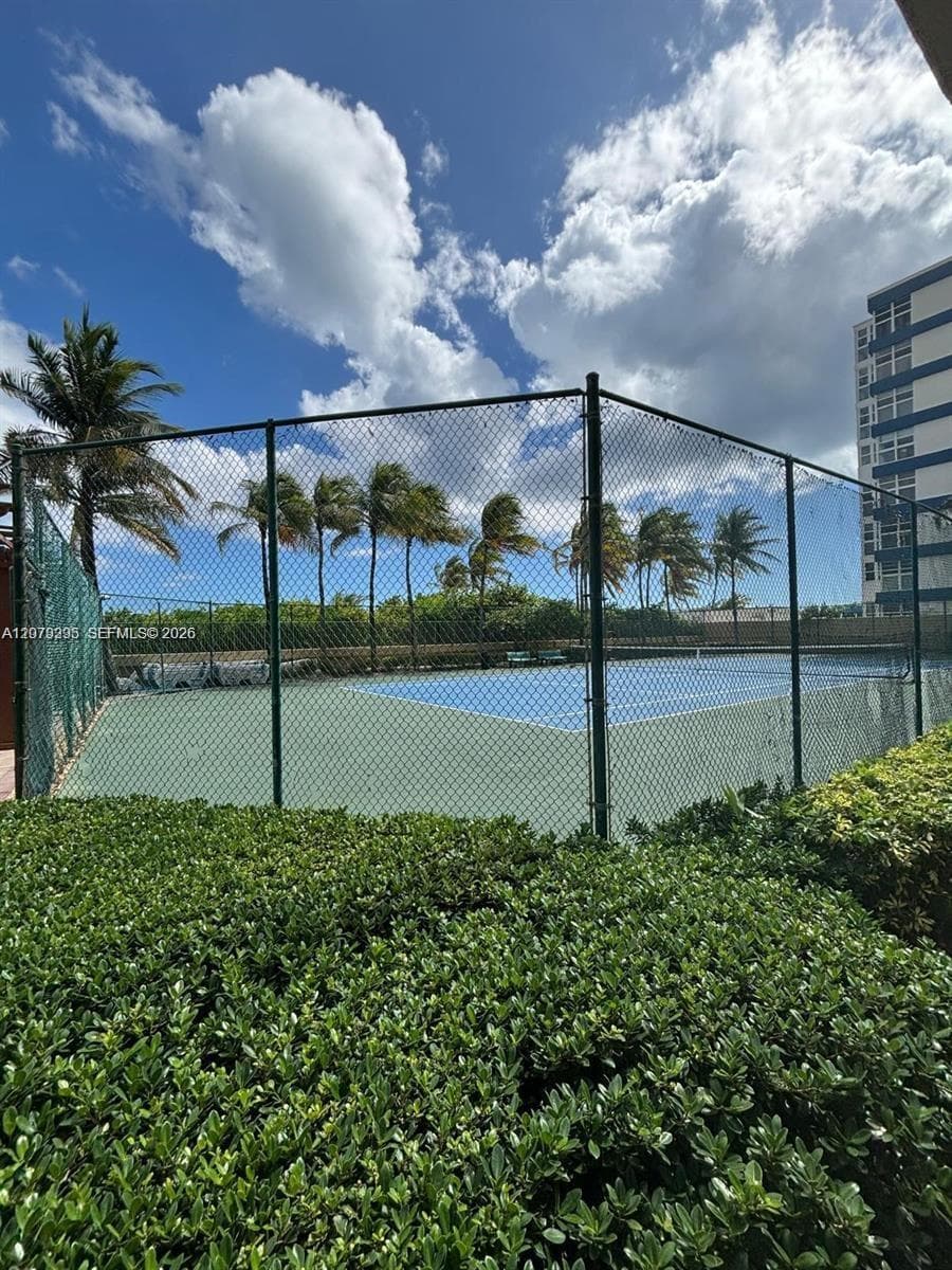 2080 · #308 in Hallandale Beach - Photo 10