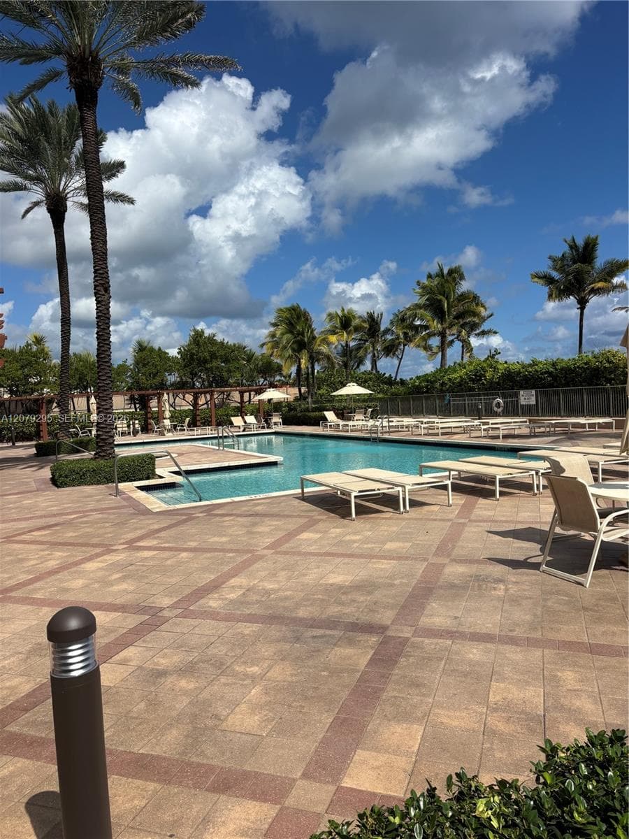 2080 · #308 in Hallandale Beach - Photo 14