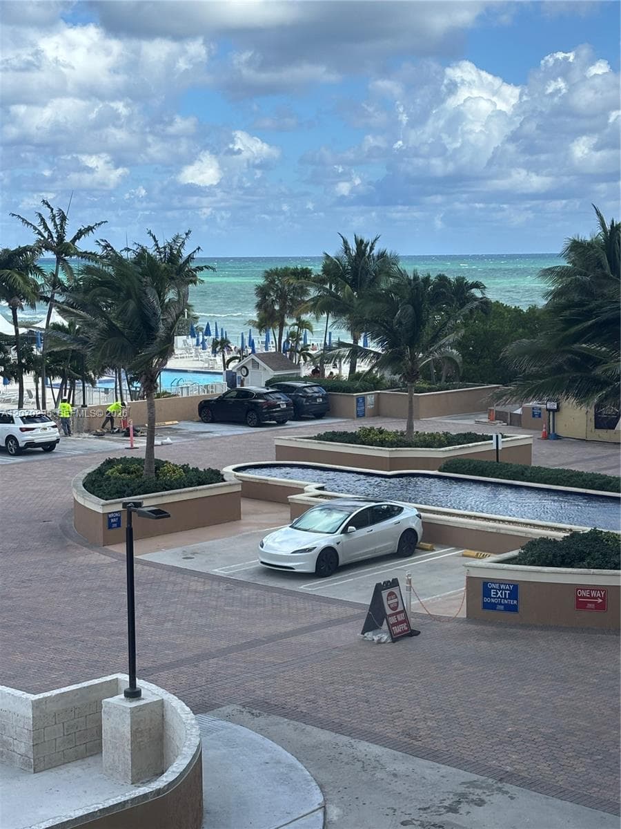 2080 · #308 in Hallandale Beach - Photo 15