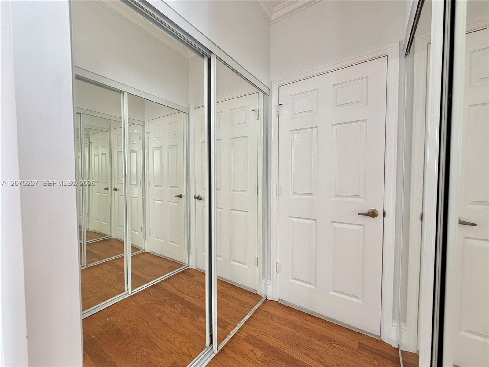 1135 Cliffrose St photo 23