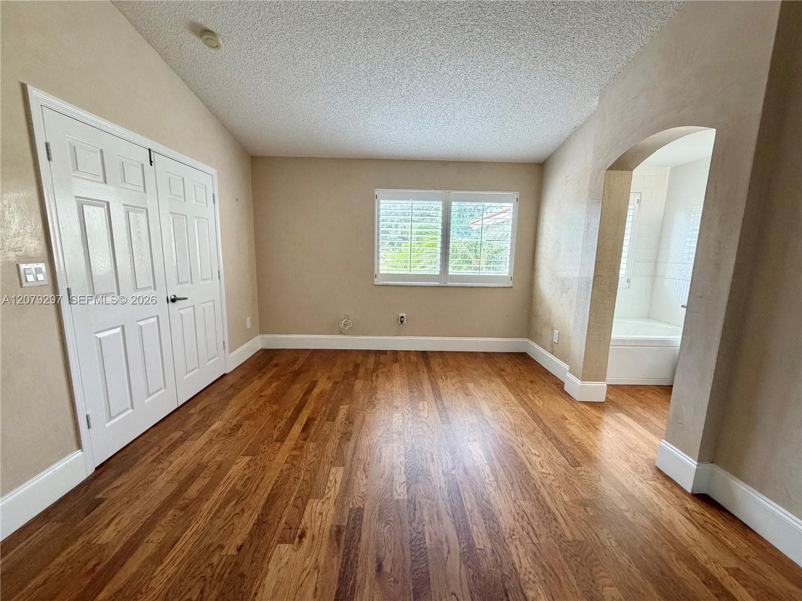 1135 Cliffrose St photo 30