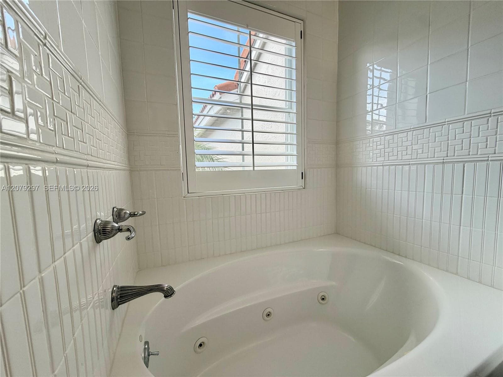 1135 Cliffrose St photo 33