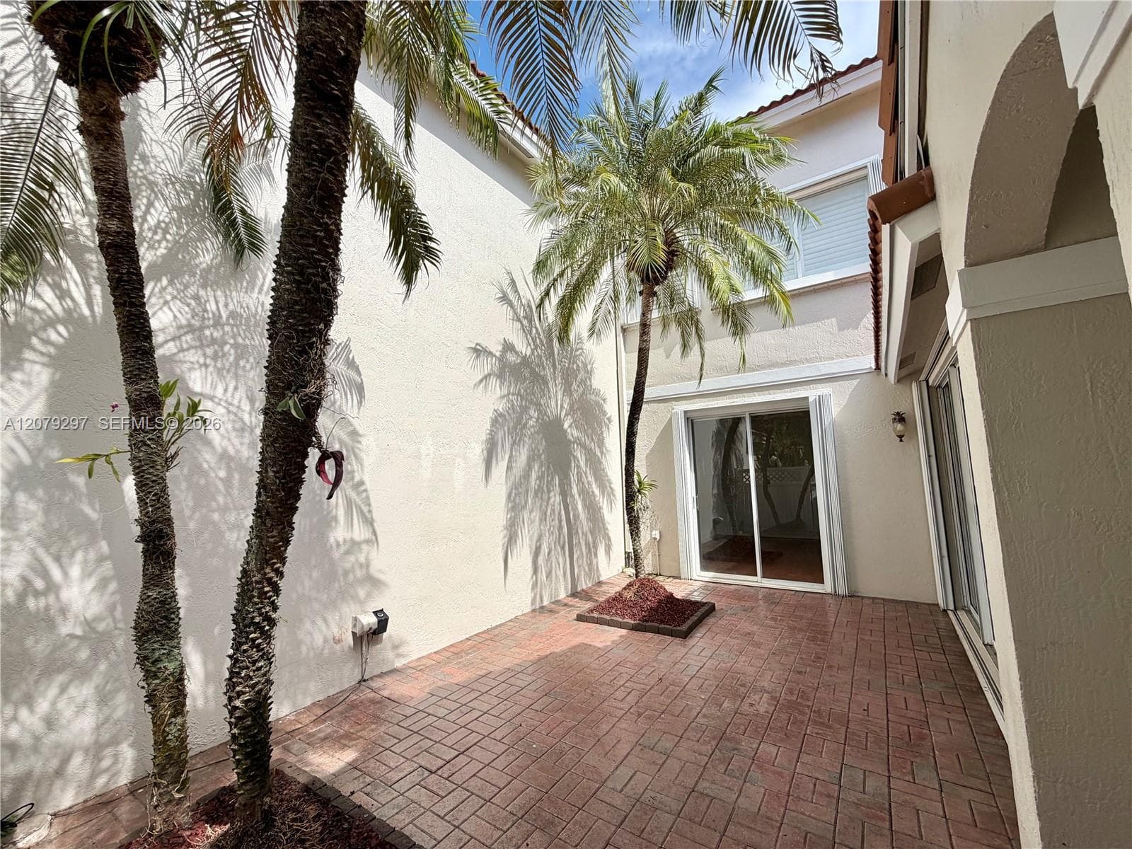 1135 Cliffrose St photo 39