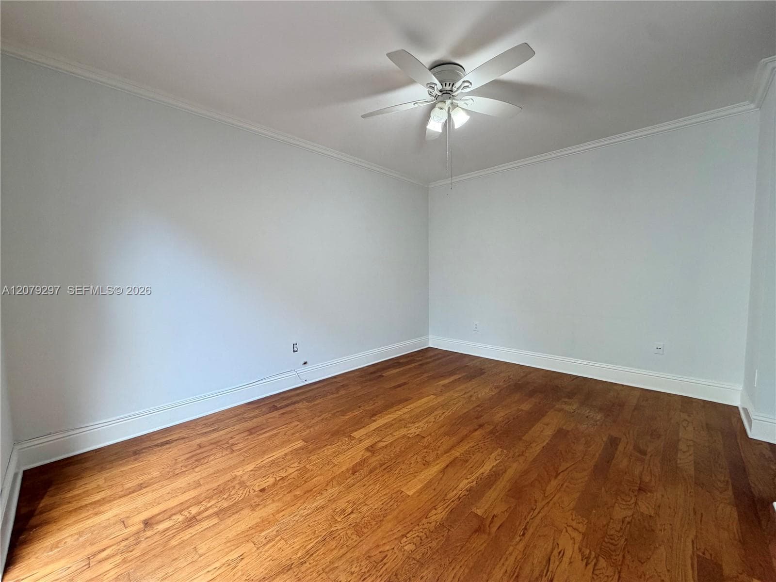 1135 Cliffrose St photo 21
