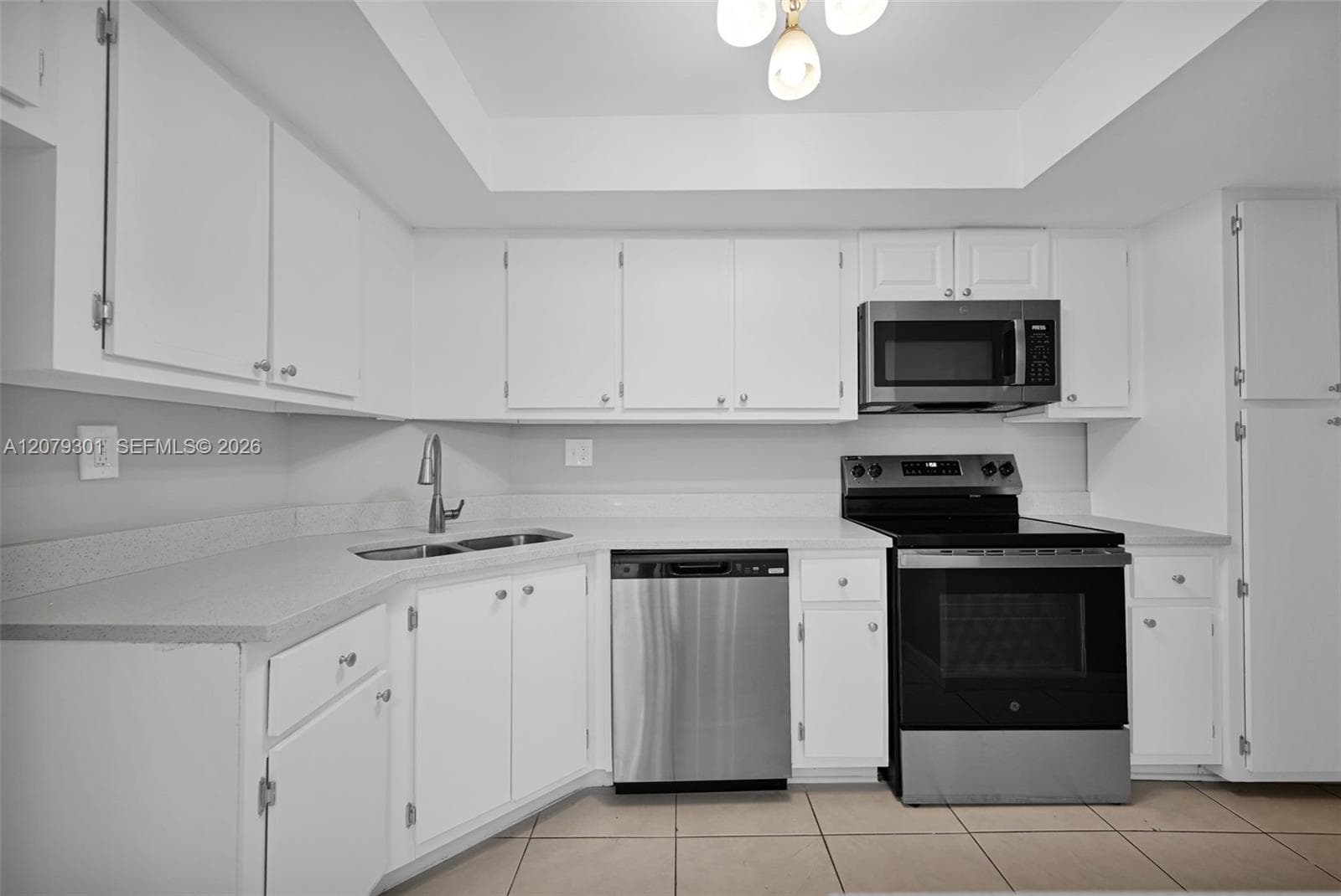 LAKE POINT TOWER CONDOMIN · #109 in Hallandale Beach - Photo 12