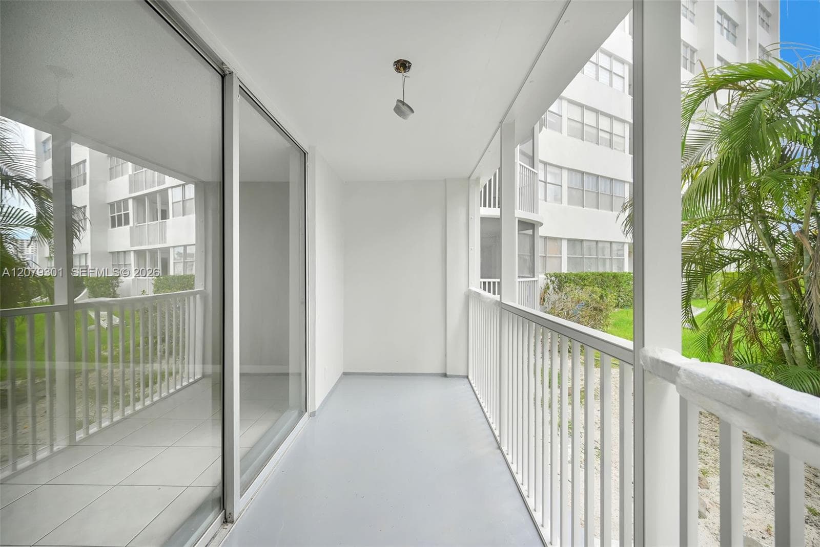 LAKE POINT TOWER CONDOMIN · #109 in Hallandale Beach - Photo 24