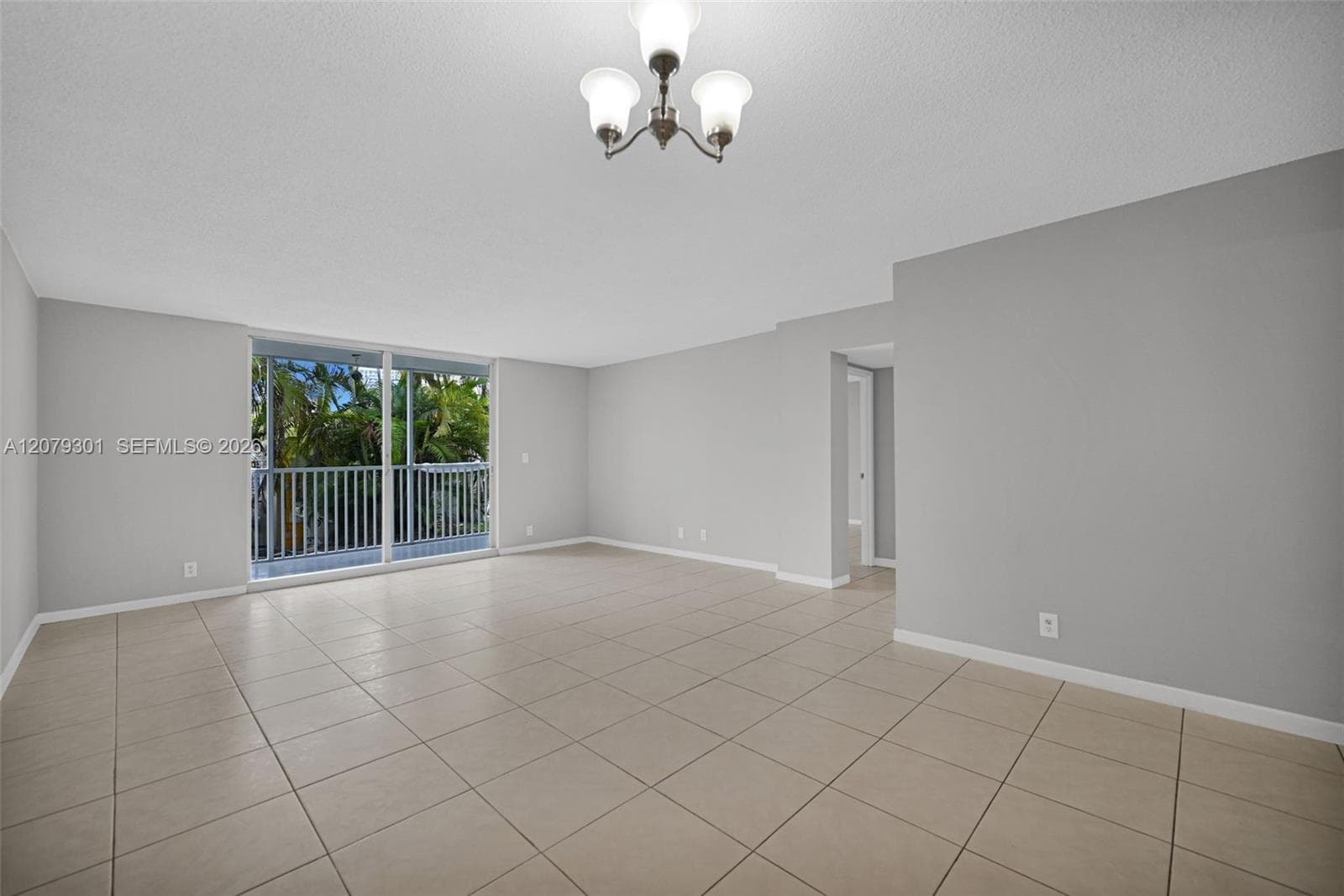 LAKE POINT TOWER CONDOMIN · #109 in Hallandale Beach - Photo 10
