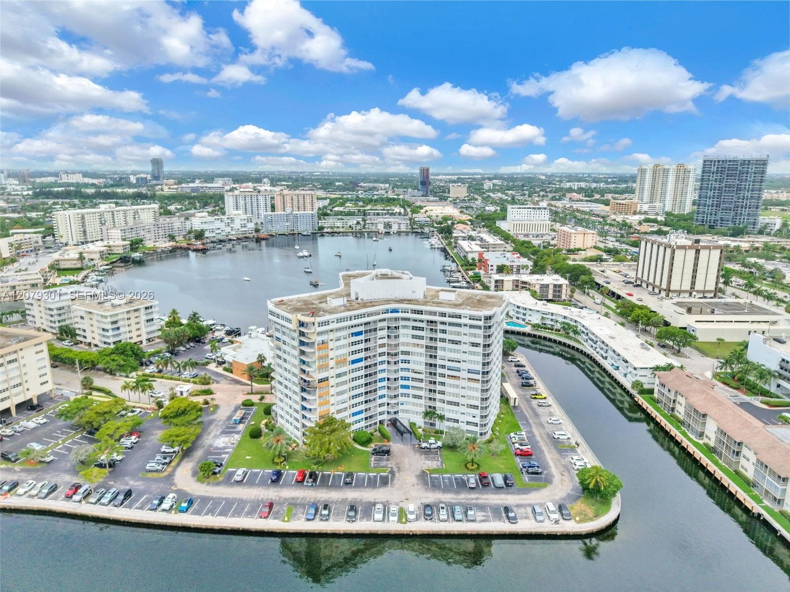 LAKE POINT TOWER CONDOMIN · #109 in Hallandale Beach - Photo 41