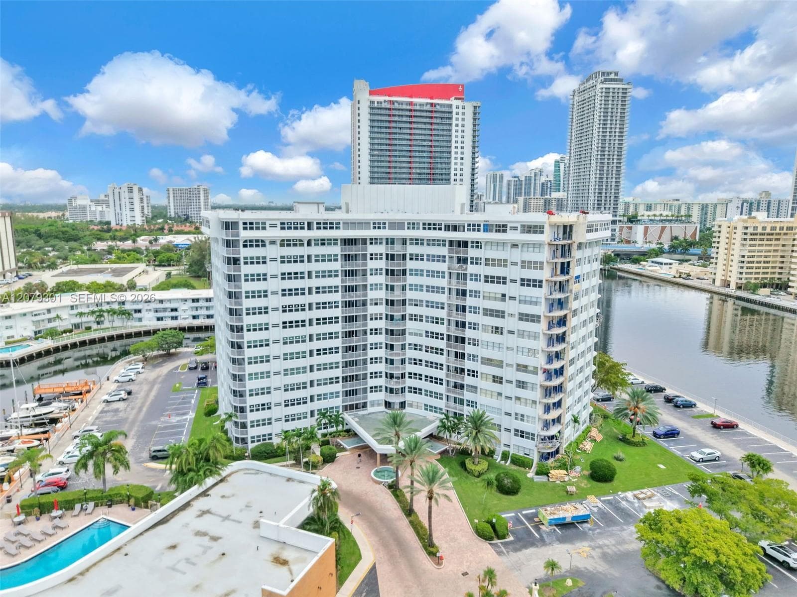 LAKE POINT TOWER CONDOMIN · #109 in Hallandale Beach - Photo 37