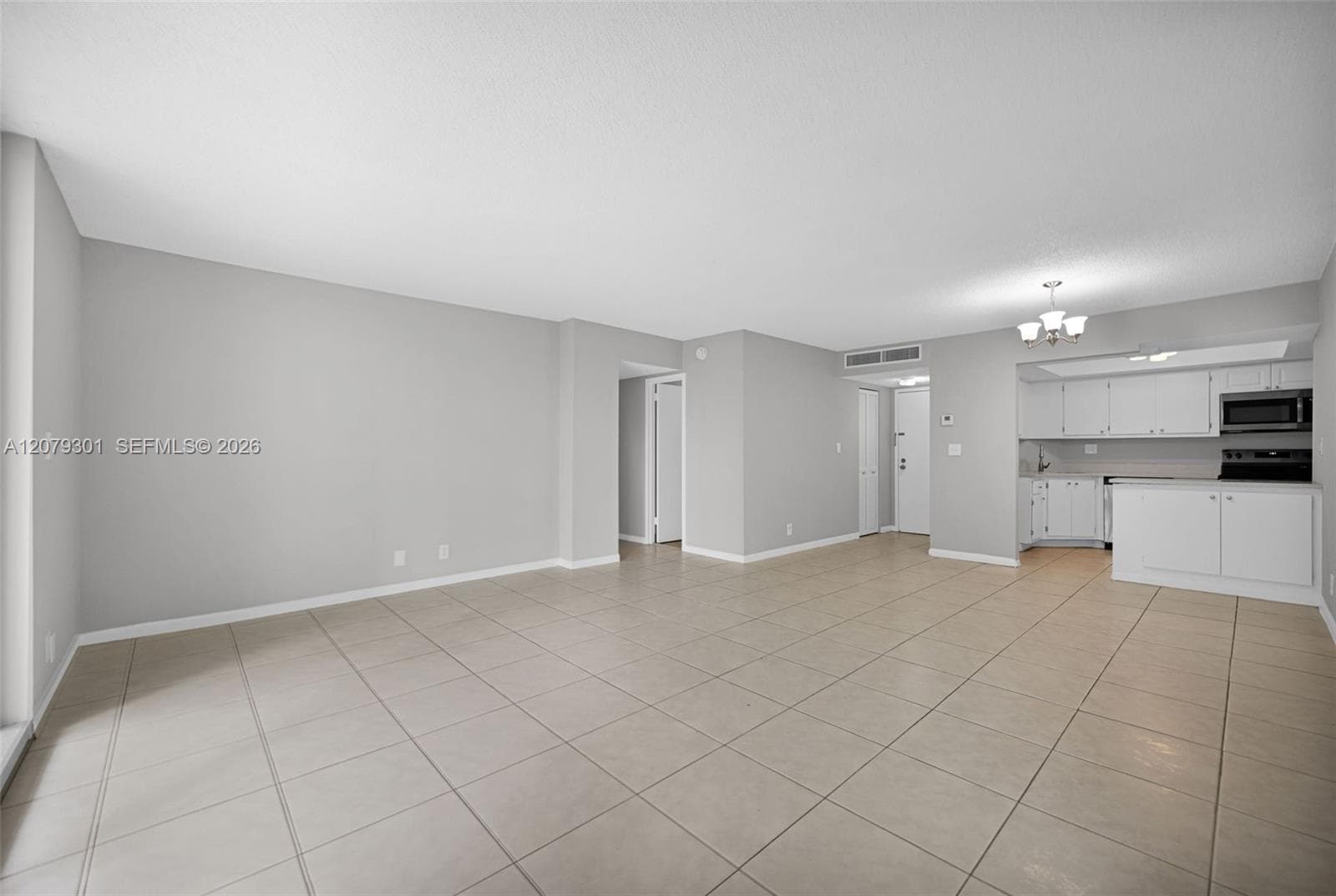 LAKE POINT TOWER CONDOMIN · #109 in Hallandale Beach - Photo 8