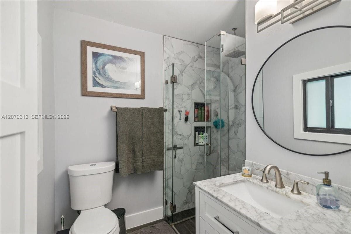 2434 Lincoln St photo 23