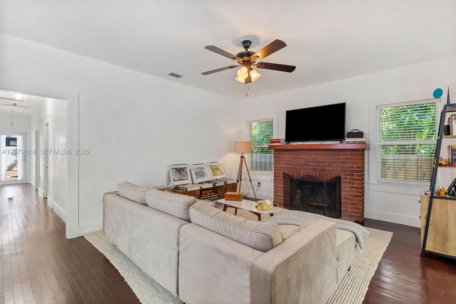 2465 Inagua Ave photo 5
