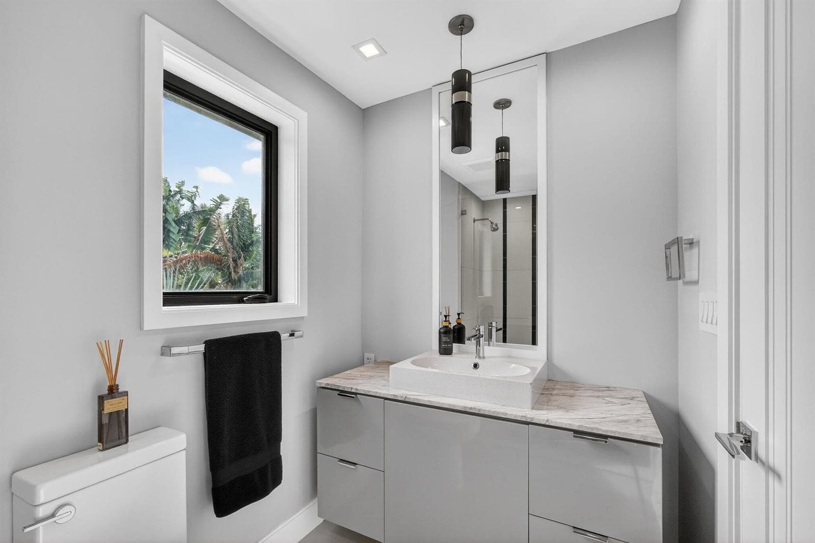 102-web-or-mls-5D1A6370