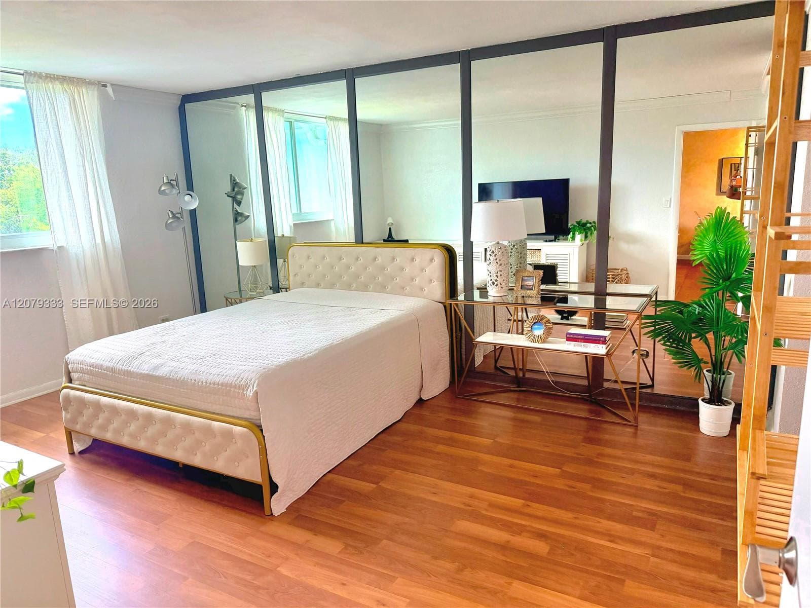 ROYAL OAKS CONDO · #430 in Miami - Photo 14