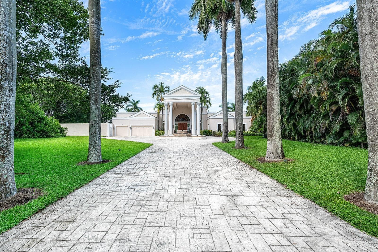 002-18161DaybreakDrive-BocaRaton-FL-3349