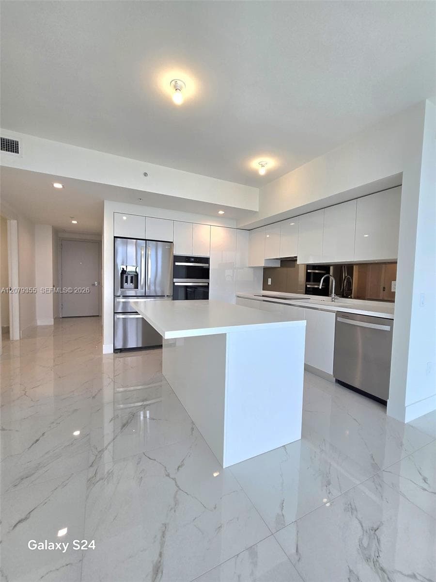 1170 E Hallandale Beach Blvd · #907 in Hallandale Beach - Photo 3