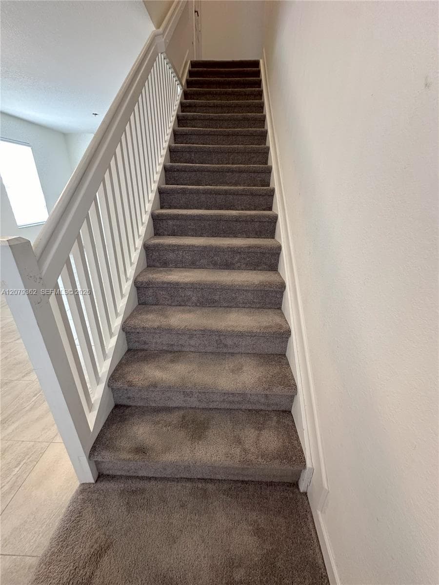 1602 SW 28th Ct photo 9