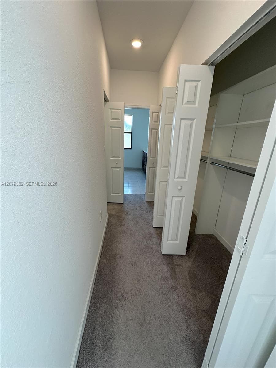 1602 SW 28th Ct photo 14