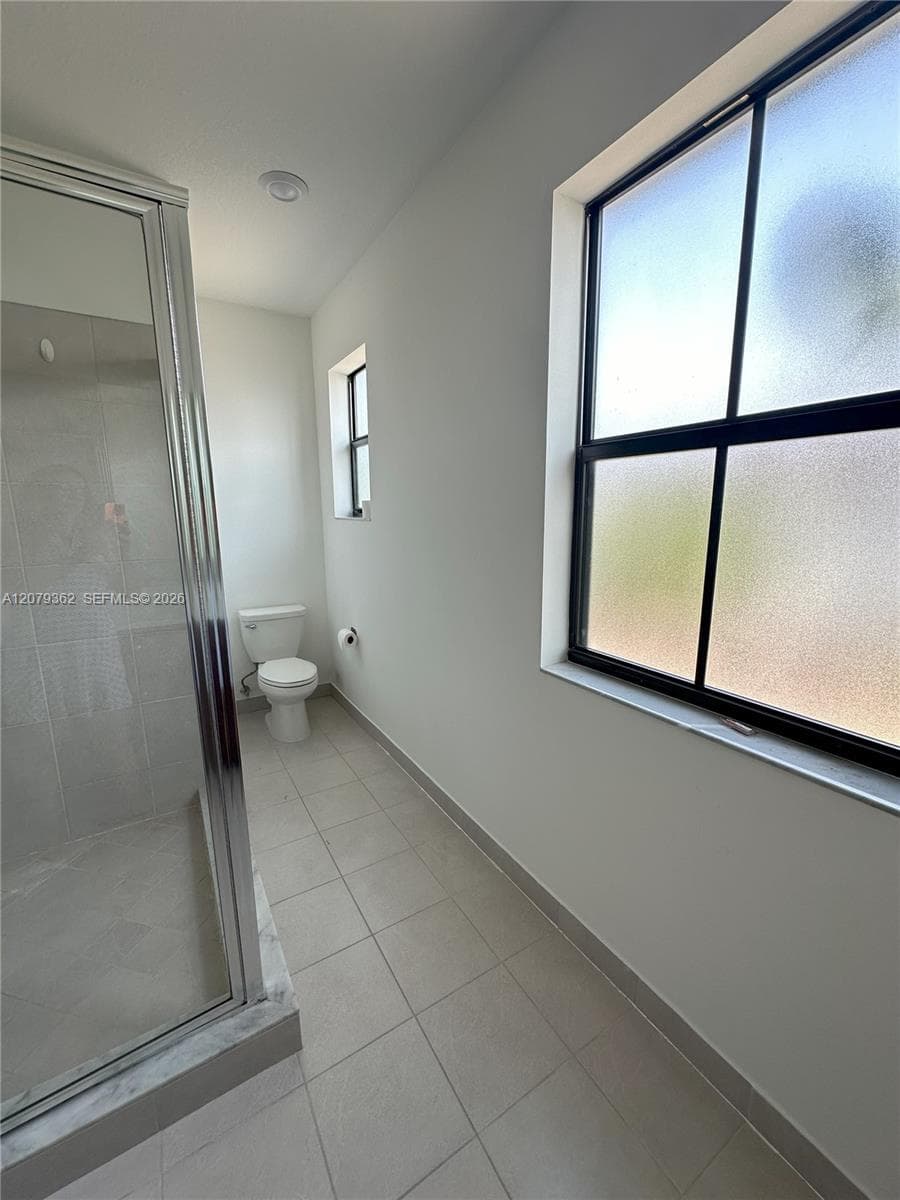 1602 SW 28th Ct photo 18