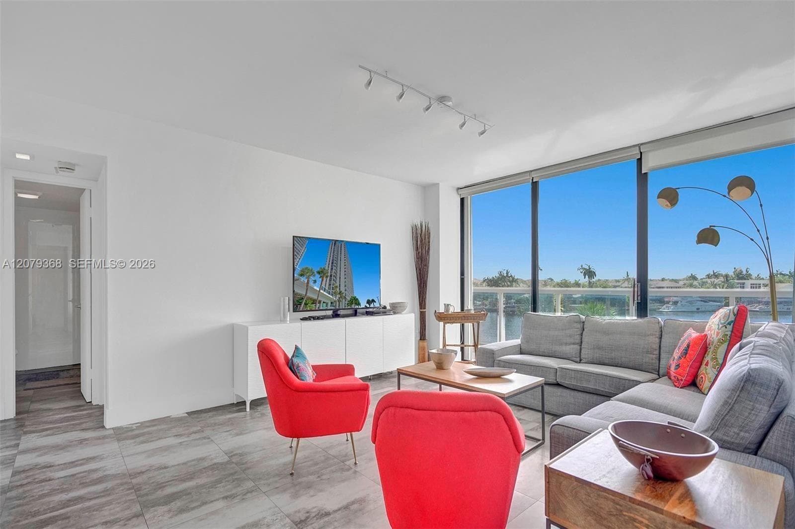 WATERVIEW CONDO · #346 in Aventura - Photo 5