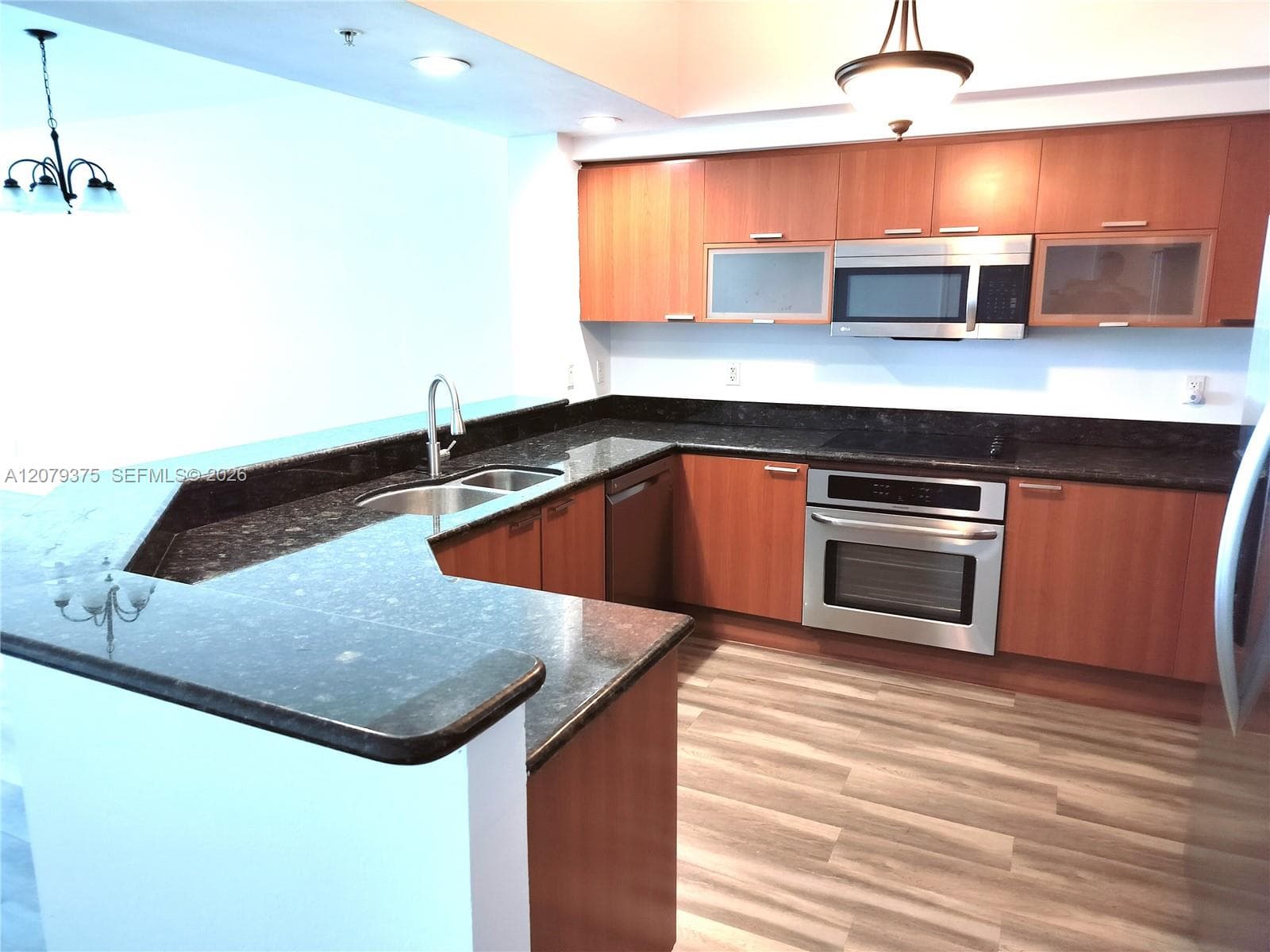 THE OAKS I CONDO · #1006 in North Miami - Photo 7