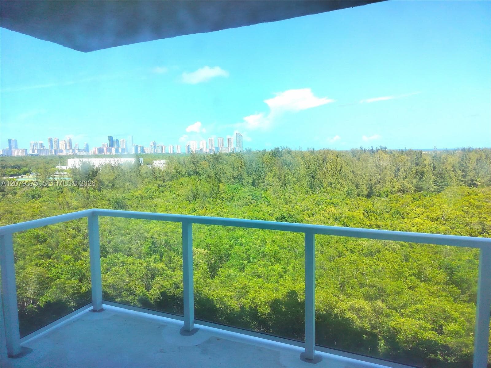 THE OAKS I CONDO · #1006 in North Miami - Photo 3
