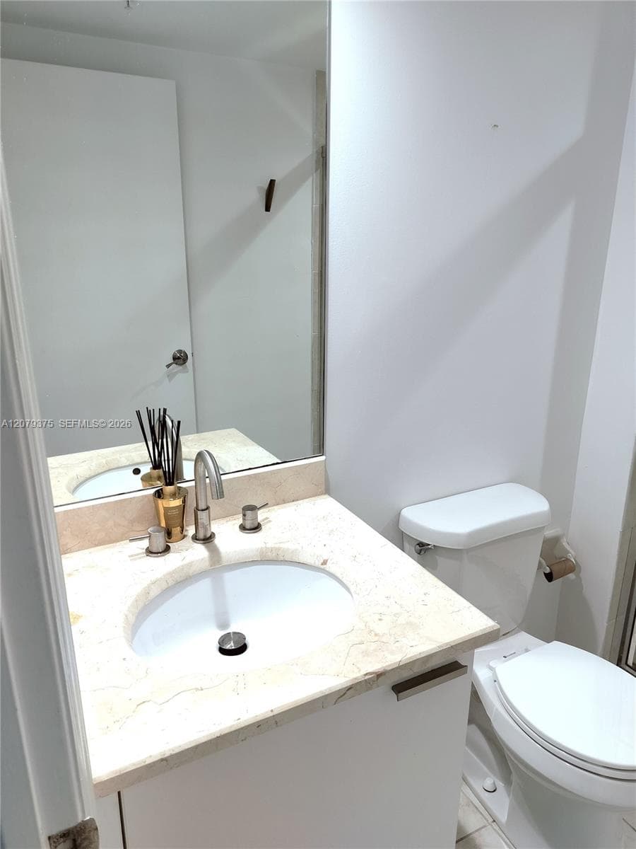 THE OAKS I CONDO · #1006 in North Miami - Photo 18