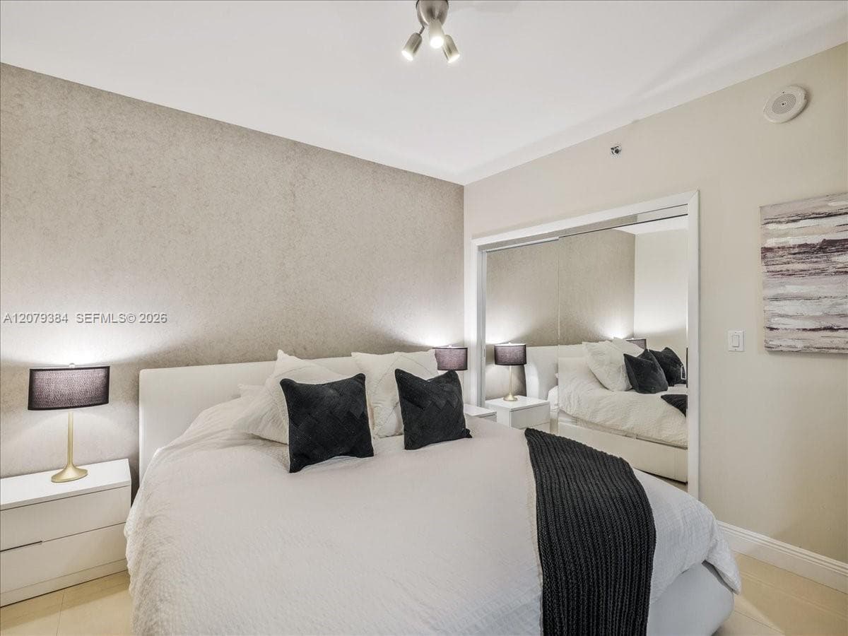 BEACH CLUB TWO CONDO · #5009 in Hallandale Beach - Photo 18