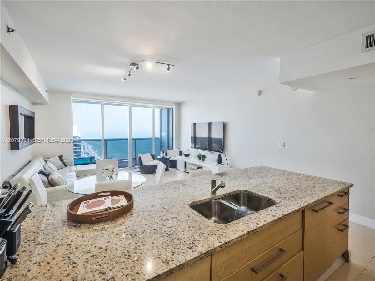 BEACH CLUB TWO CONDO · #5009 in Hallandale Beach - Photo 31