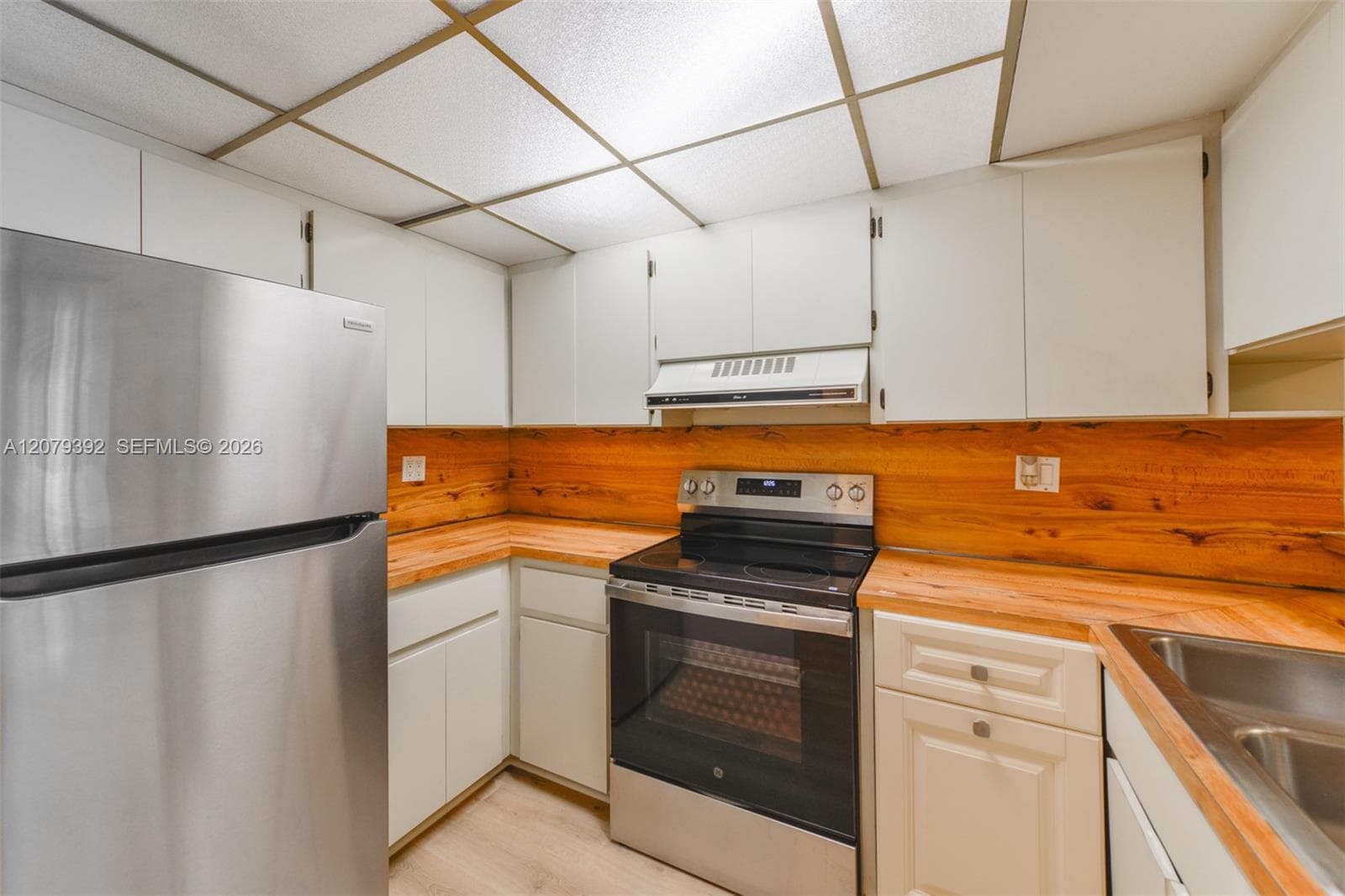 TREETOP TOWERS CONDO · #D in South Miami - Photo 9