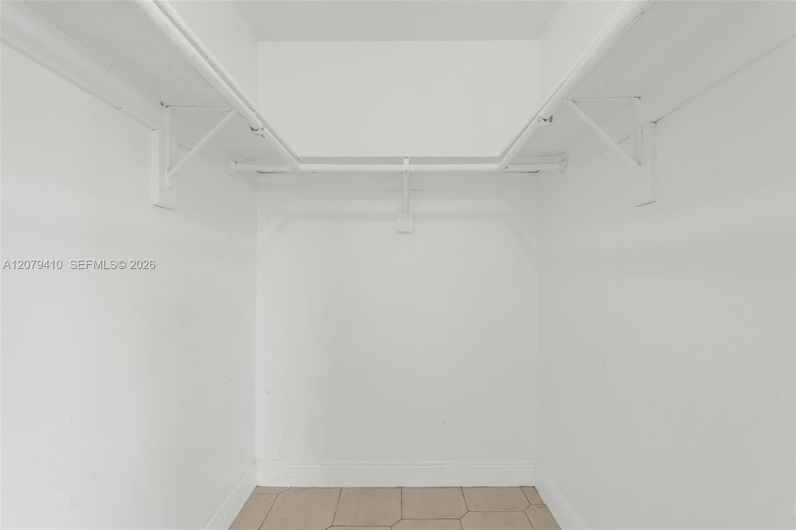 CONTINUUM CONDO PH II · #332 in Miami - Photo 27