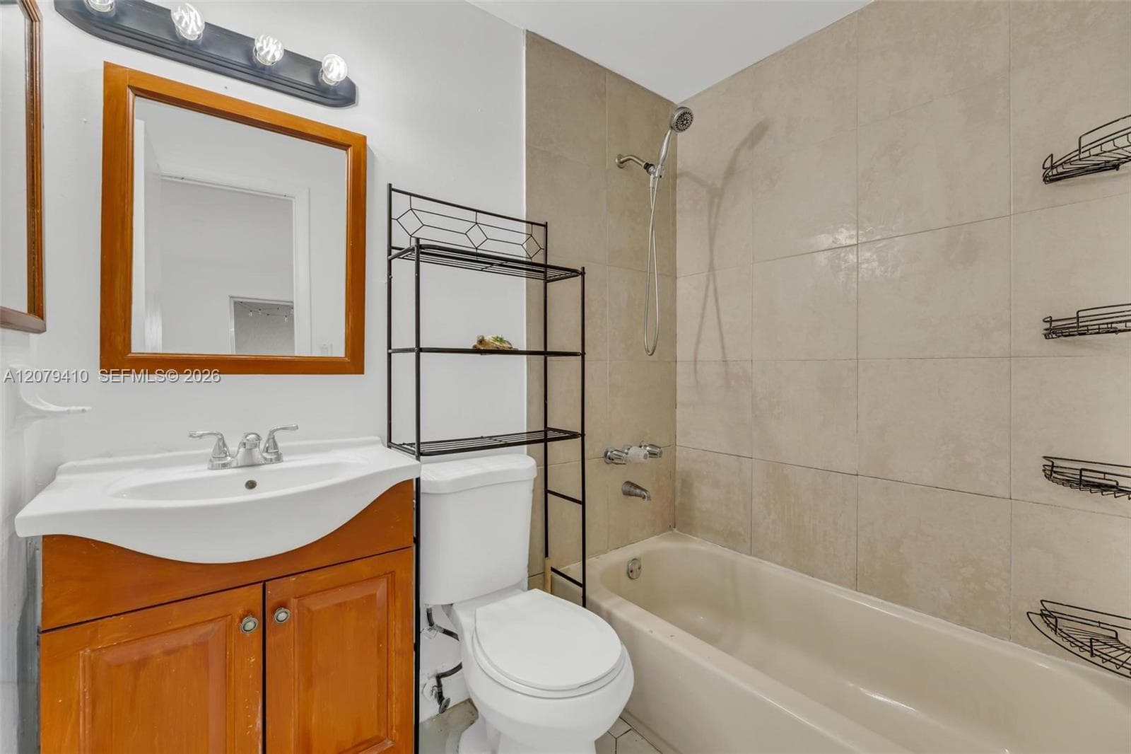 CONTINUUM CONDO PH II · #332 in Miami - Photo 32