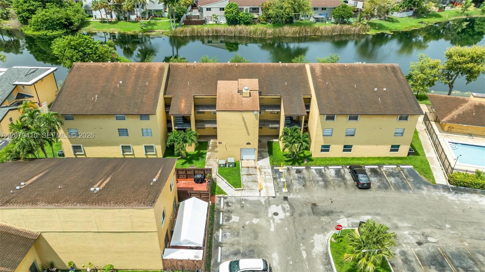 CONTINUUM CONDO PH II · #332 in Miami - Photo 48