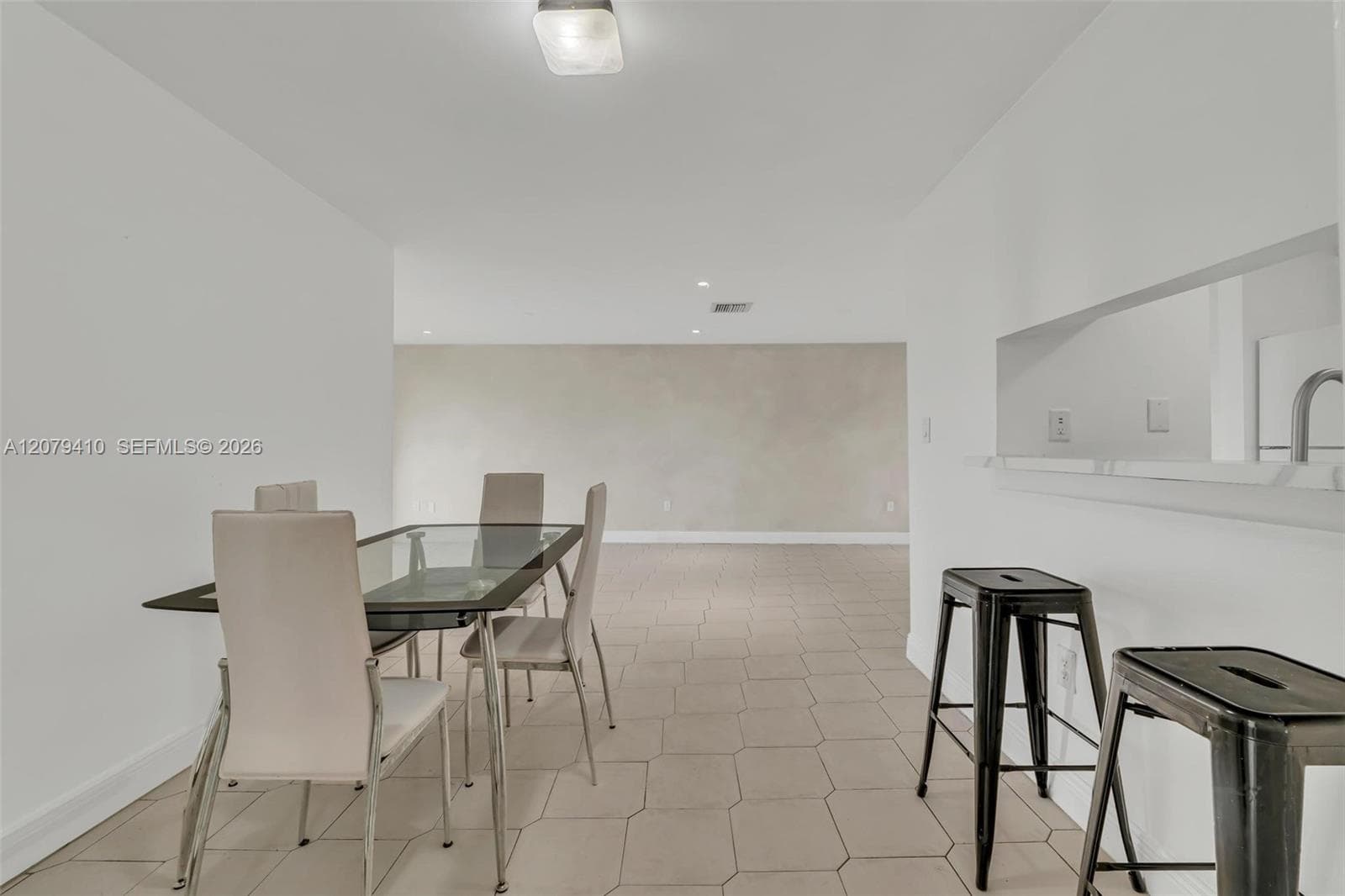 CONTINUUM CONDO PH II · #332 in Miami - Photo 21