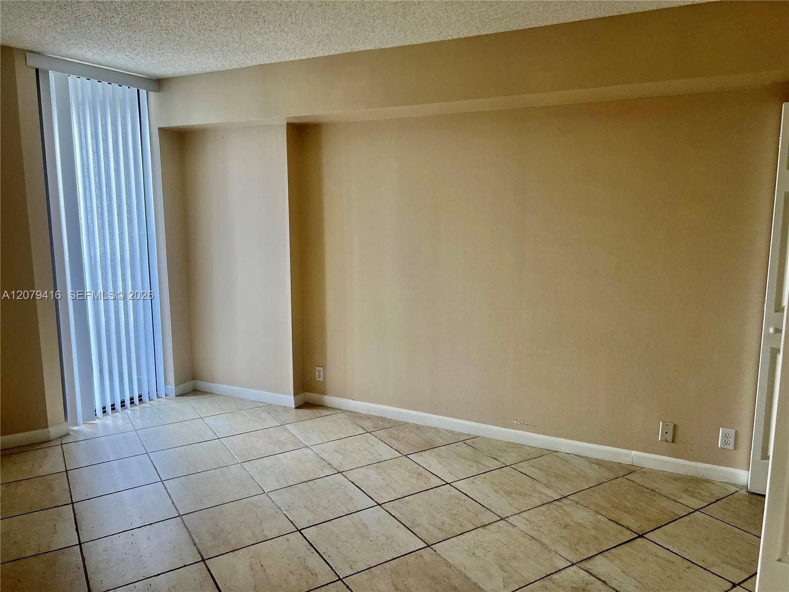PARC CENTRAL AVENTURA SOU · #1615 in Aventura - Photo 20