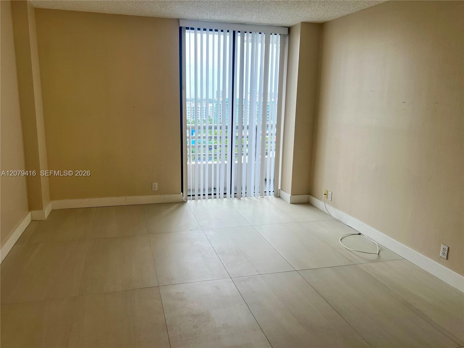 PARC CENTRAL AVENTURA SOU · #1615 in Aventura - Photo 11