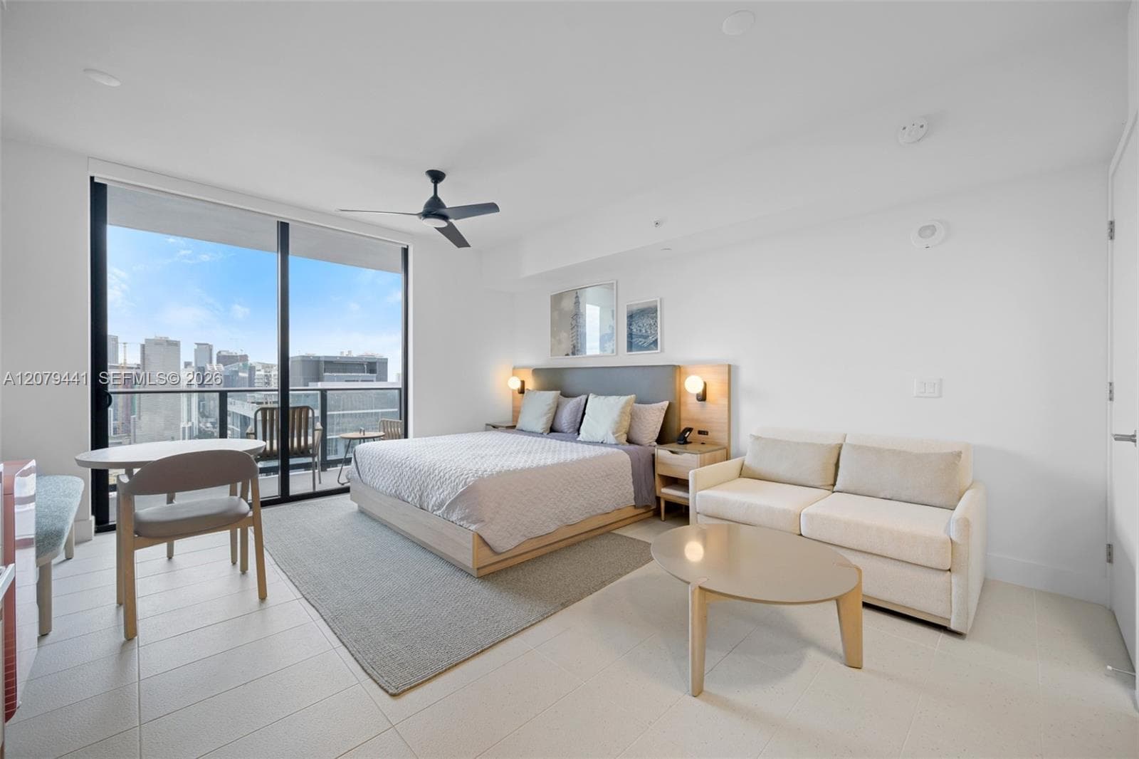 Gale Hotel & Residences (Natiivo) · #3706 in Miami - Photo 1