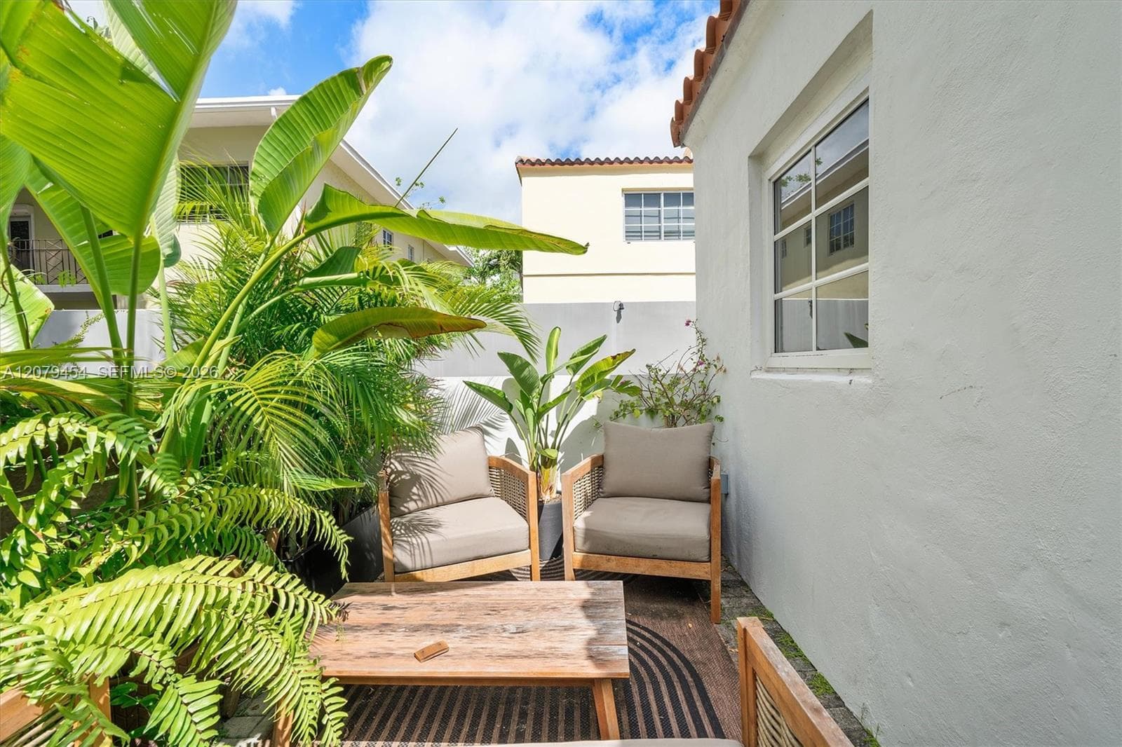 1024 Lenox Ave #1 photo 38