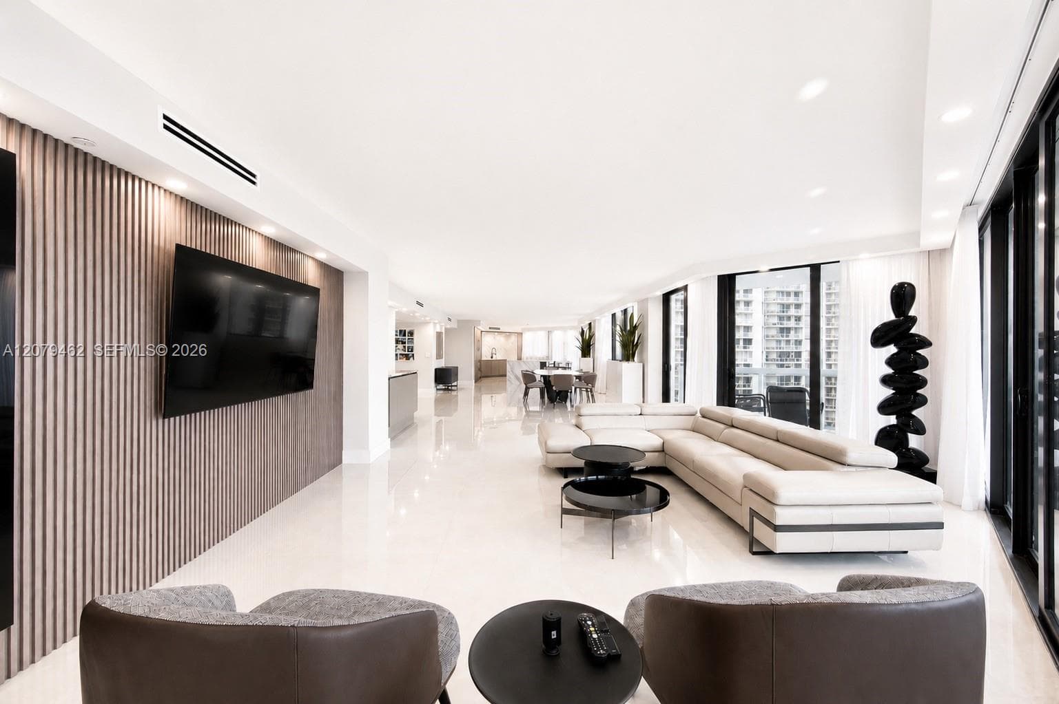 LANDMARK · #1801 in Aventura - Photo 12