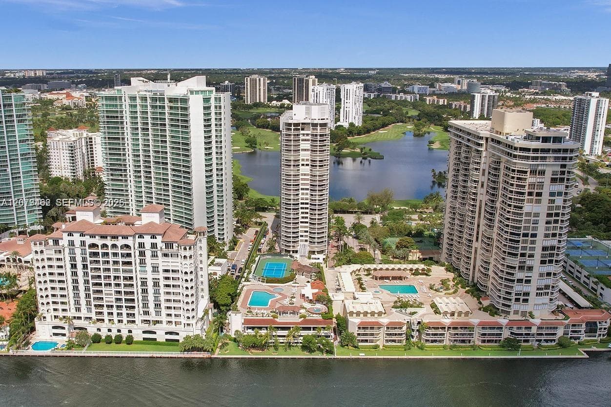 LANDMARK · #1801 in Aventura - Photo 36
