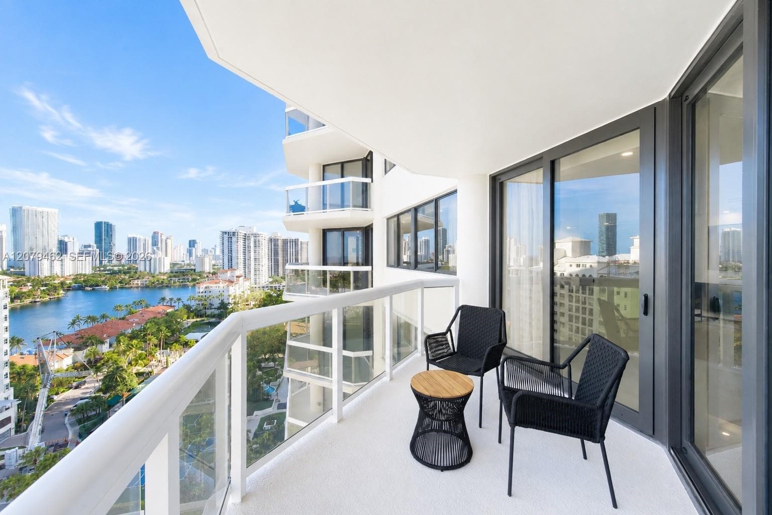 LANDMARK · #1801 in Aventura - Photo 15