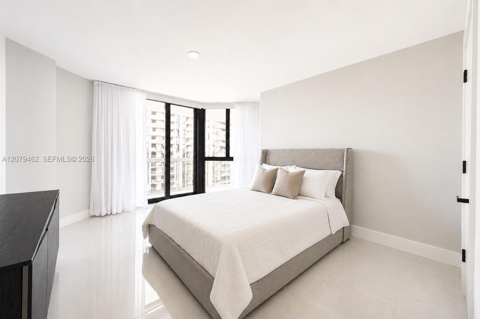 LANDMARK · #1801 in Aventura - Photo 31