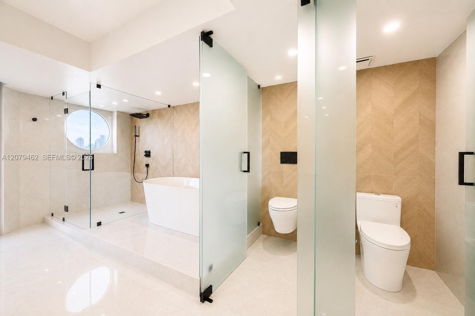 LANDMARK · #1801 in Aventura - Photo 25